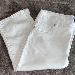 White stretchy Capris